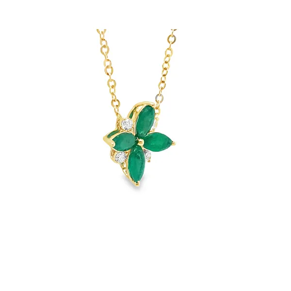 Gleam & Green Image 2 CMS Fine Jewelers Wooster, OH
