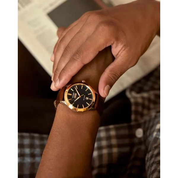 Citizen Rolan Eco-Drive (Rose Gold & Navy) Image 2 CMS Fine Jewelers Wooster, OH