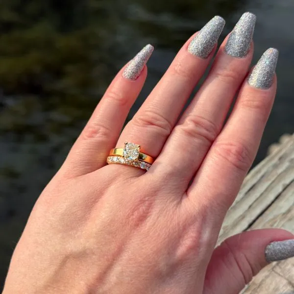 14K YG Ladies 9 Diamond Ring Image 2 Skaneateles Jewelry Skaneateles, NY