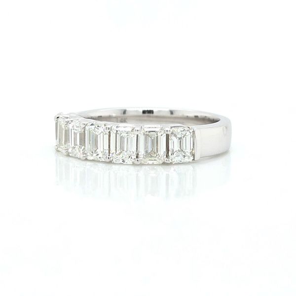 14K White Gold Emerald Cut Diamond Wedding Ring Image 2 Skaneateles Jewelry Skaneateles, NY