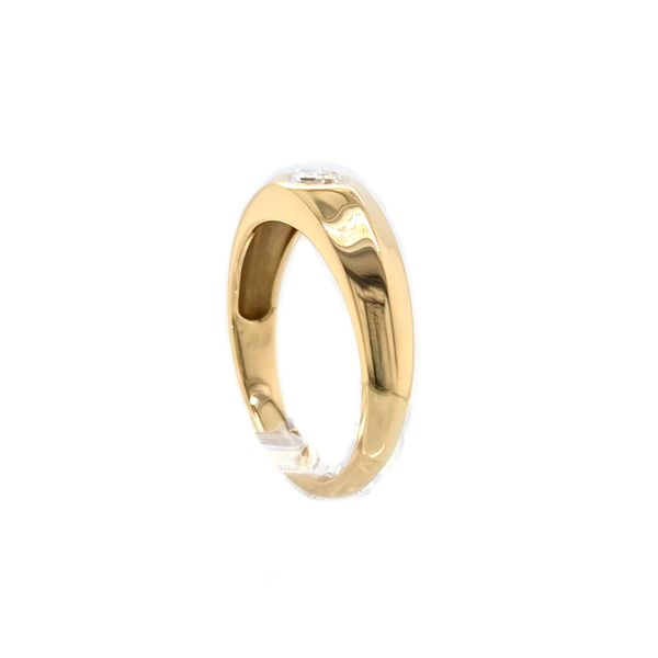 14K Yellow Gold East-West Hexagonal Diamond Signet Ring [GIA] Image 4 Skaneateles Jewelry Skaneateles, NY