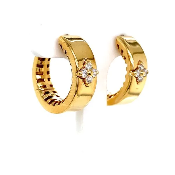 Yellow Gold & Diamond Clover Hoop Earrings Image 3 Skaneateles Jewelry Skaneateles, NY