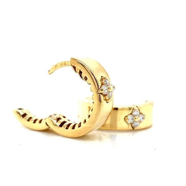 Yellow Gold & Diamond Clover Hoop Earrings Image 4 Skaneateles Jewelry Skaneateles, NY