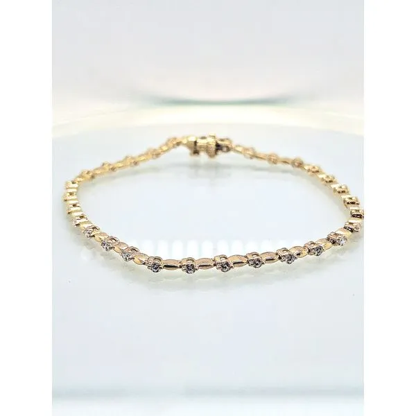 14K YG One Carat TW Oval & Circle Pattern Diamond Line Bracelet Skaneateles Jewelry Skaneateles, NY