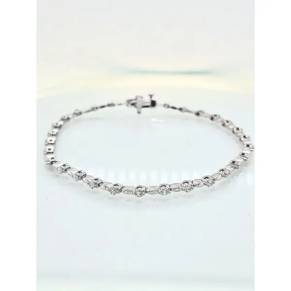 14K WG One Carat TW Oval & Circle Pattern Diamond Line Bracelet Skaneateles Jewelry Skaneateles, NY