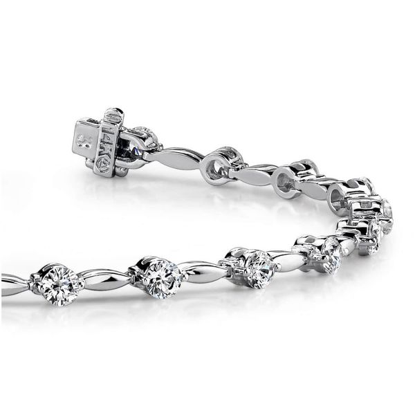 14K White Gold Oval & Circle Diamond Line Bracelet ~1.03ct TW | Skaneateles Jewelry Image 2 Skaneateles Jewelry Skaneateles, NY
