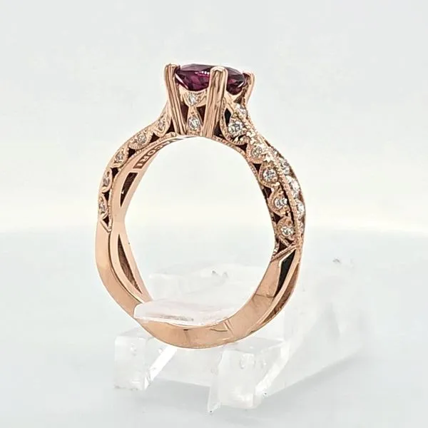 18K Rose Gold Rhodolite Garnet and Diamond Ring Image 5 Skaneateles Jewelry Skaneateles, NY