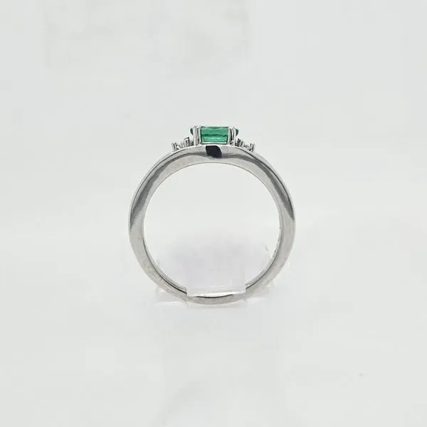 White Gold Emerald & Diamond Ring Image 5 Skaneateles Jewelry Skaneateles, NY