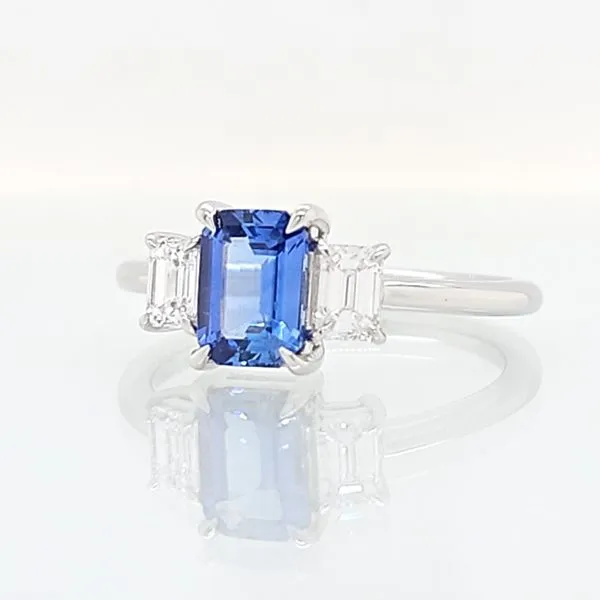 Cornflower Blue Sapphire & Diamond 