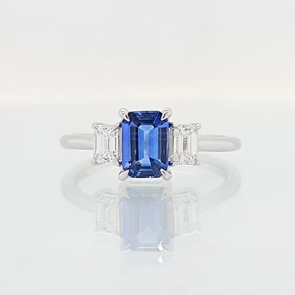 Cornflower Blue Sapphire & Diamond 