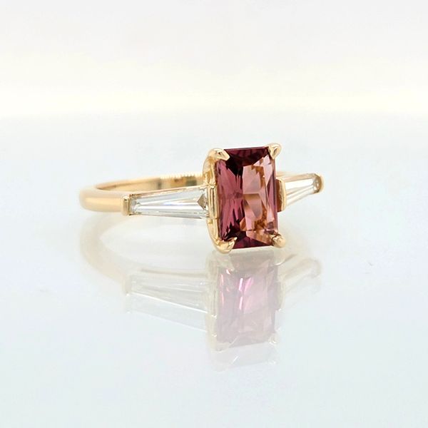 14K YG PinkTourmaline & Tapared Baguette Diamond Ring Image 3 Skaneateles Jewelry Skaneateles, NY