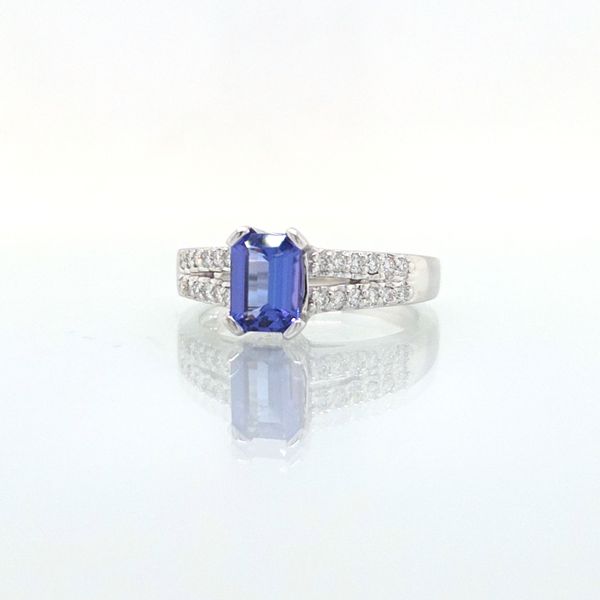 Tanzanite & Diamond Split Shank Ring Image 2 Skaneateles Jewelry Skaneateles, NY