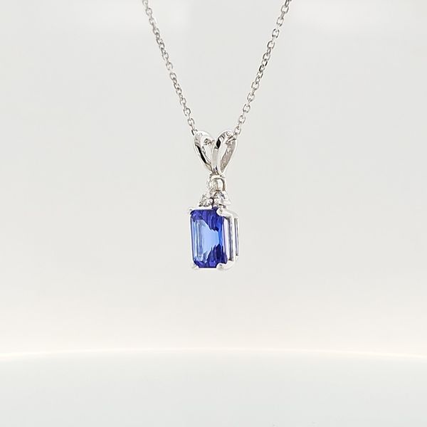 14K White Gold 1.39cttw Tanzanite & Triple-Diamond Pendant Image 2 Skaneateles Jewelry Skaneateles, NY