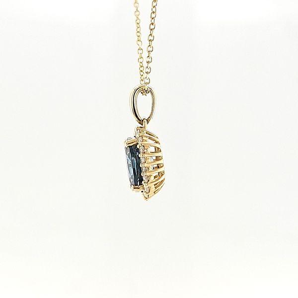 14K Yellow Gold Montana Sapphire & Diamond Halo Necklace Image 3 Skaneateles Jewelry Skaneateles, NY