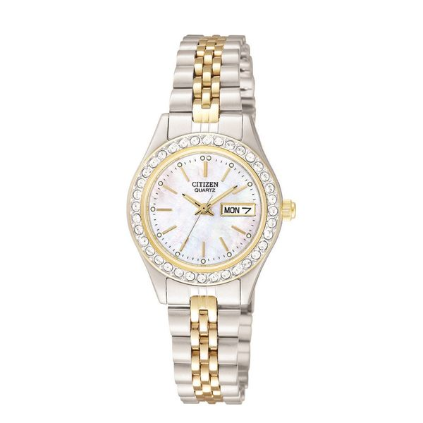 Lady's Quartz WR SST Bracelet Citizen Watch - White Dial Skaneateles Jewelry Skaneateles, NY