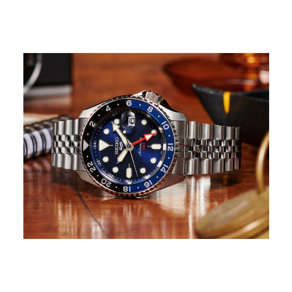 Seiko 5 Sports GMT Blue Dial Automatic Watch | Skaneateles Jewelry Image 2 Skaneateles Jewelry Skaneateles, NY