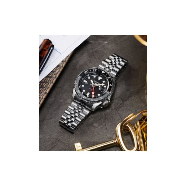 Seiko 5 Sports GMT SSK001 Black Dial Automatic – Skaneateles Jewelry Image 2 Skaneateles Jewelry Skaneateles, NY