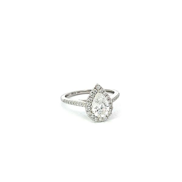 Lab Grown Diamond Engagement Ring Coats Jewelers Cleveland, TX