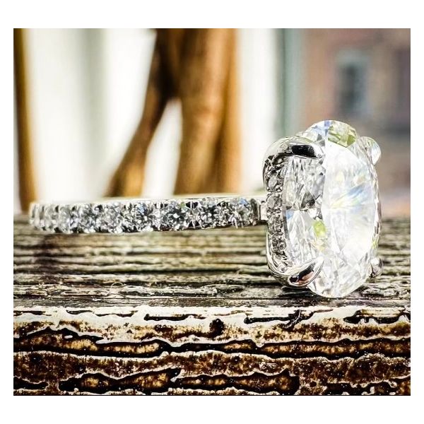 Lab Grown Diamond Engagement Ring Image 2 Coats Jewelers Cleveland, TX