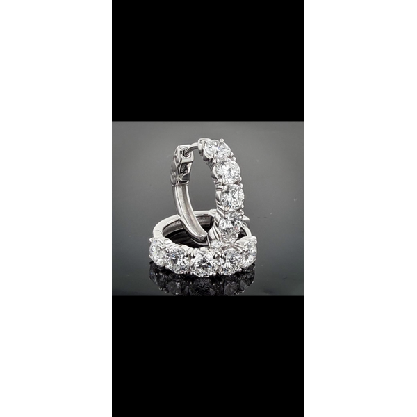 Lab Grown Diamond Earrings Coats Jewelers Cleveland, TX