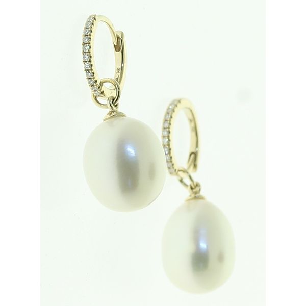 Pearl Earrings Collier's Jewelers Whiteville, NC