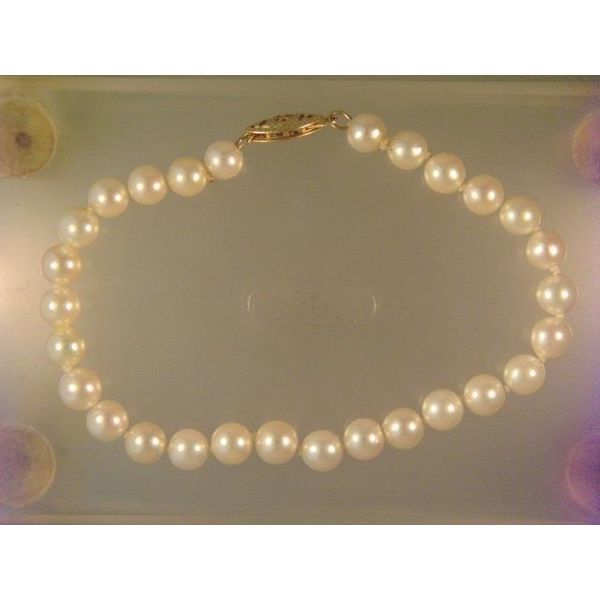 Pearl Bracelet Comstock Jewelers Edmonds, WA