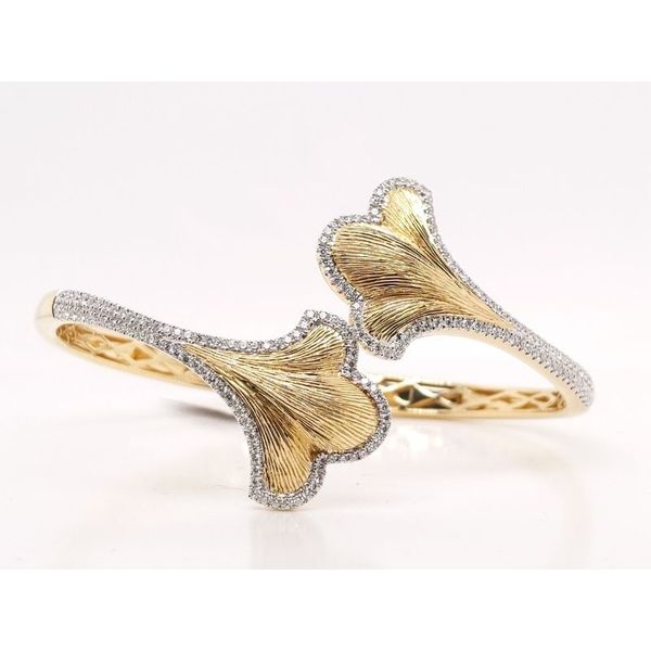 18K Yellow Gold Hinge Bracelet Confer’s Jewelers Bellefonte, PA