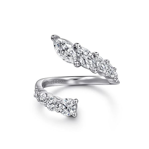 18K White Gold Diamond Ring Confer’s Jewelers Bellefonte, PA