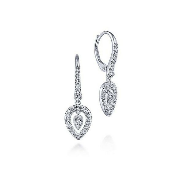 Diamond Earrings Confer’s Jewelers Bellefonte, PA