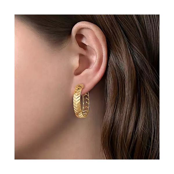 14K Yellow Gold Diamond Chevron Earrings Image 2 Confer’s Jewelers Bellefonte, PA