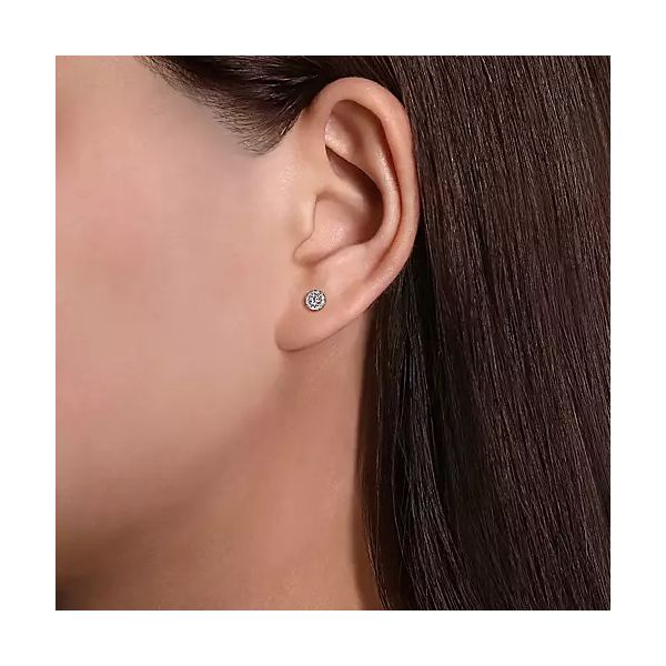 14K White Gold Diamond Halo Stud Earrings Image 2 Confer’s Jewelers Bellefonte, PA
