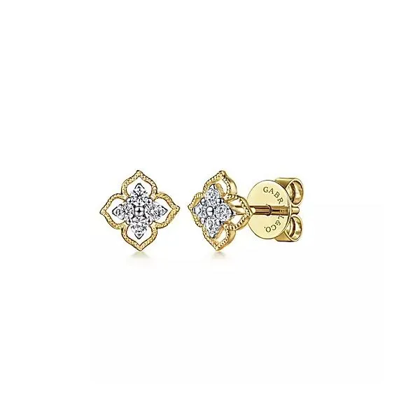 14K Yellow Gold Floral Diamond Stud Earrings Confer’s Jewelers Bellefonte, PA