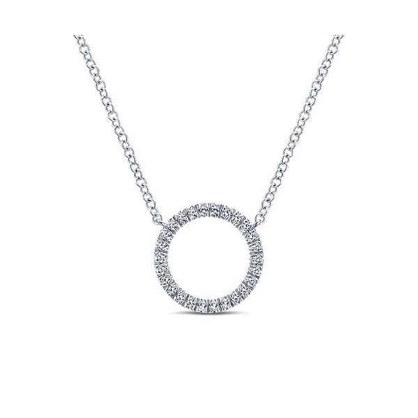 14K White Gold Circle Diamond Pendant Necklace Confer’s Jewelers Bellefonte, PA