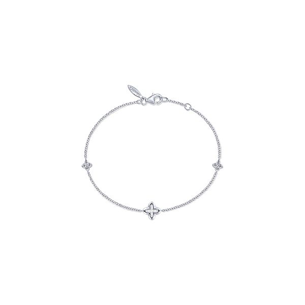 925 Sterling Silver Clover and White Sapphire Bracelet Image 2 Confer’s Jewelers Bellefonte, PA