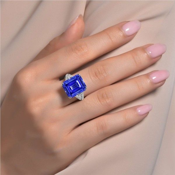 Lafonn Stunning Statement Ring Image 2 Confer’s Jewelers Bellefonte, PA