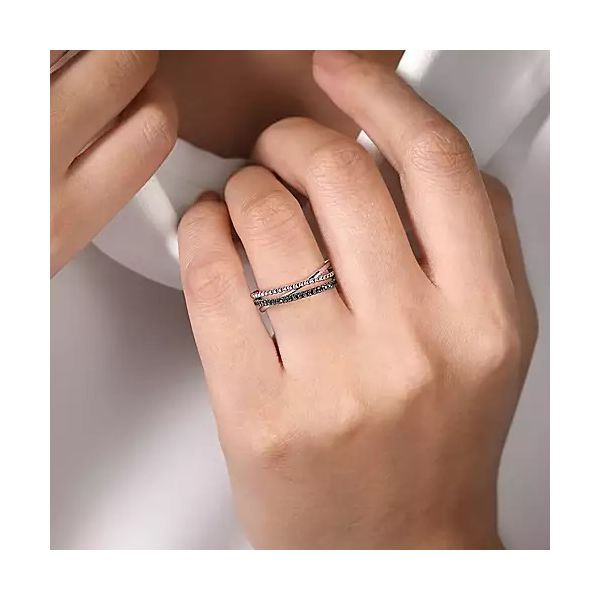 925 Sterling Silver Black Spinel Bujukan Criss Cross Ladies Ring Image 2 Confer’s Jewelers Bellefonte, PA