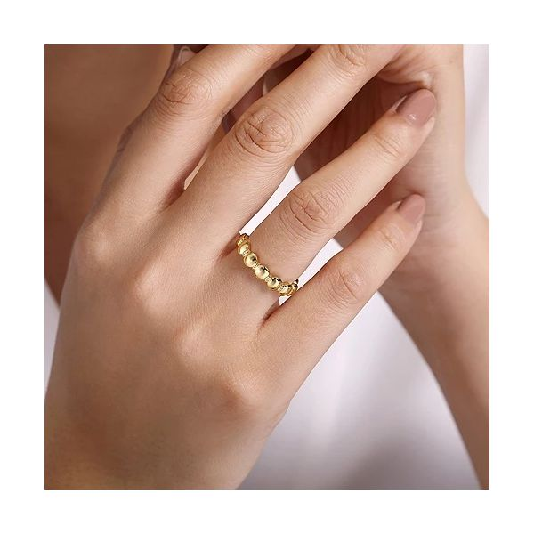 14K Yellow Gold Round Station Stackable Ring Image 2 Confer’s Jewelers Bellefonte, PA