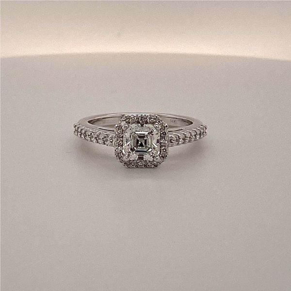 Engagement Ring Conti Jewelers Endwell, NY
