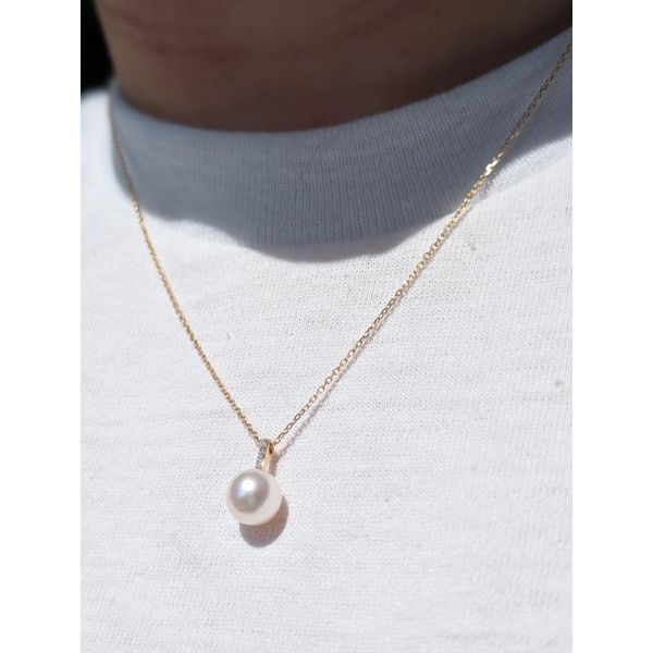 14K Yellow Gold Pendant Necklace Image 2 Conti Jewelers Endwell, NY