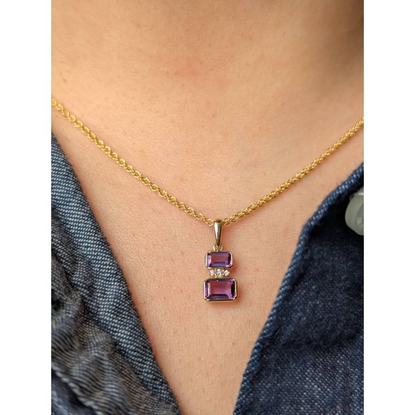 14K Yellow Gold Pendant Necklace Image 3 Conti Jewelers Endwell, NY