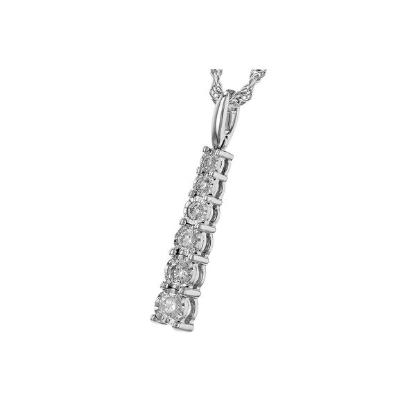 Diamond Graduated Bar Necklace in 14k White Gold Image 2 Conti Jewelers Endwell, NY