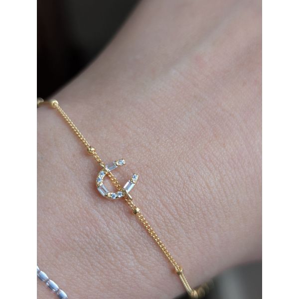 Horseshoe Link in Yellow Gold Image 2 Conti Jewelers Endwell, NY