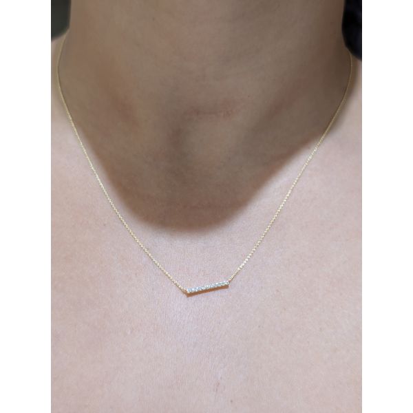 1/12th Ct. tw. Diamond Bar Necklace in 14k Yellow Gold Image 2 Conti Jewelers Endwell, NY