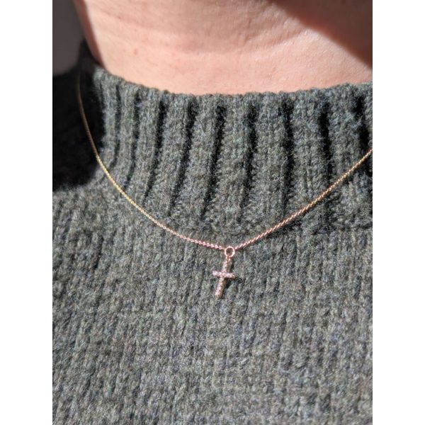 Diamond Cross Necklace in 14k Yellow Gold Image 2 Conti Jewelers Endwell, NY
