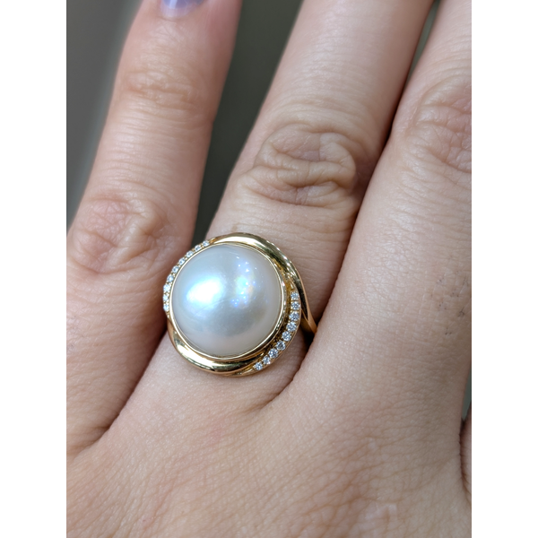 4.63ct Mabe Pearl & .07cttw Diamond Ring in 14k Yellow Gold Image 3 Conti Jewelers Endwell, NY