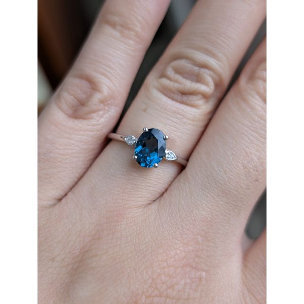 1.49ct London Blue Topaz & .02 Diamond Three Stone Ring Crafted in 14k White Gold Size 6.5 Image 3 Conti Jewelers Endwell, NY
