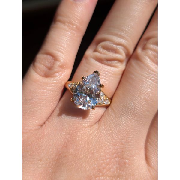 .22 Ctw. Mixed-Cut Diamond Wedding Band in 14k Gold Image 2 Conti Jewelers Endwell, NY