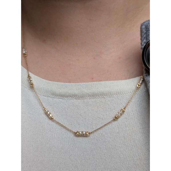 1 1/10th Ctw. Diamond Station Necklace in 14k Yellow Gold Image 3 Conti Jewelers Endwell, NY