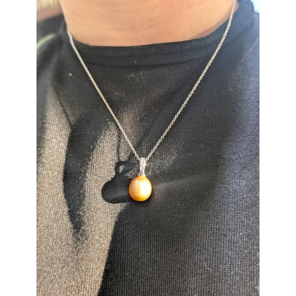11mm South Sea Pearl & 0.10ctw Diamond Pendant Necklace in 14k White Gold Image 2 Conti Jewelers Endwell, NY