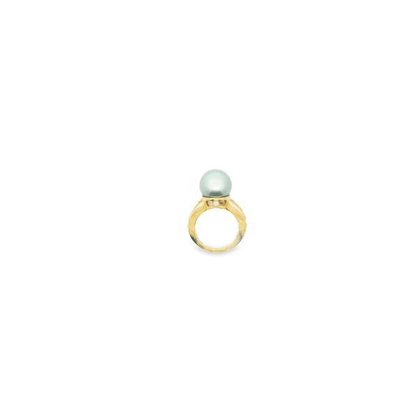 18K Yellow Gold 12.3mm Silver Tahitian Pearl & 0.18ctw Diamond Ring (Size 7) Image 2 Conti Jewelers Endwell, NY